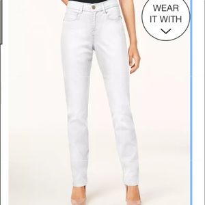 Style & Co.white jeans. NWT PRICE DROP!